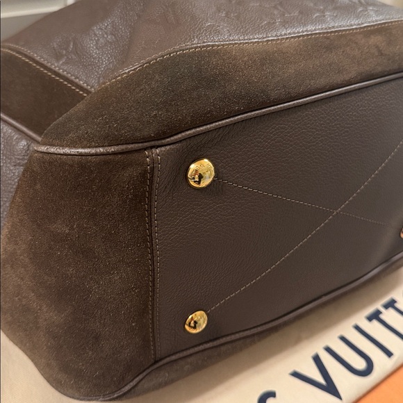 Louis Vuitton Brown Audacieuse GM tote bag - Picture 9 of 16